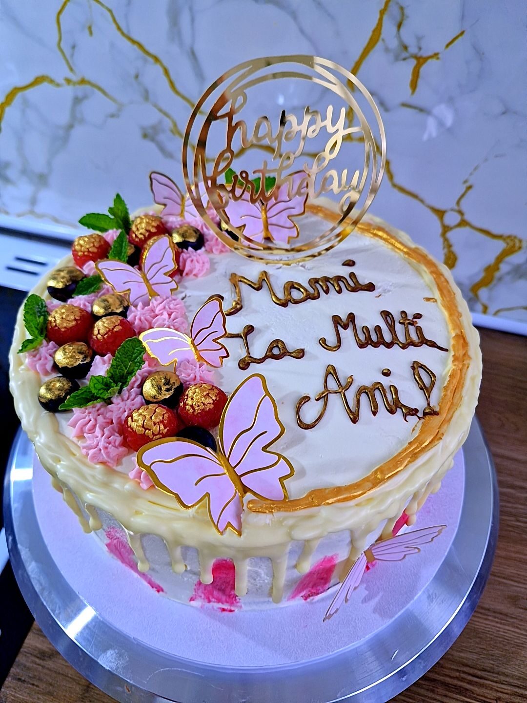 Home made cake - Image 4