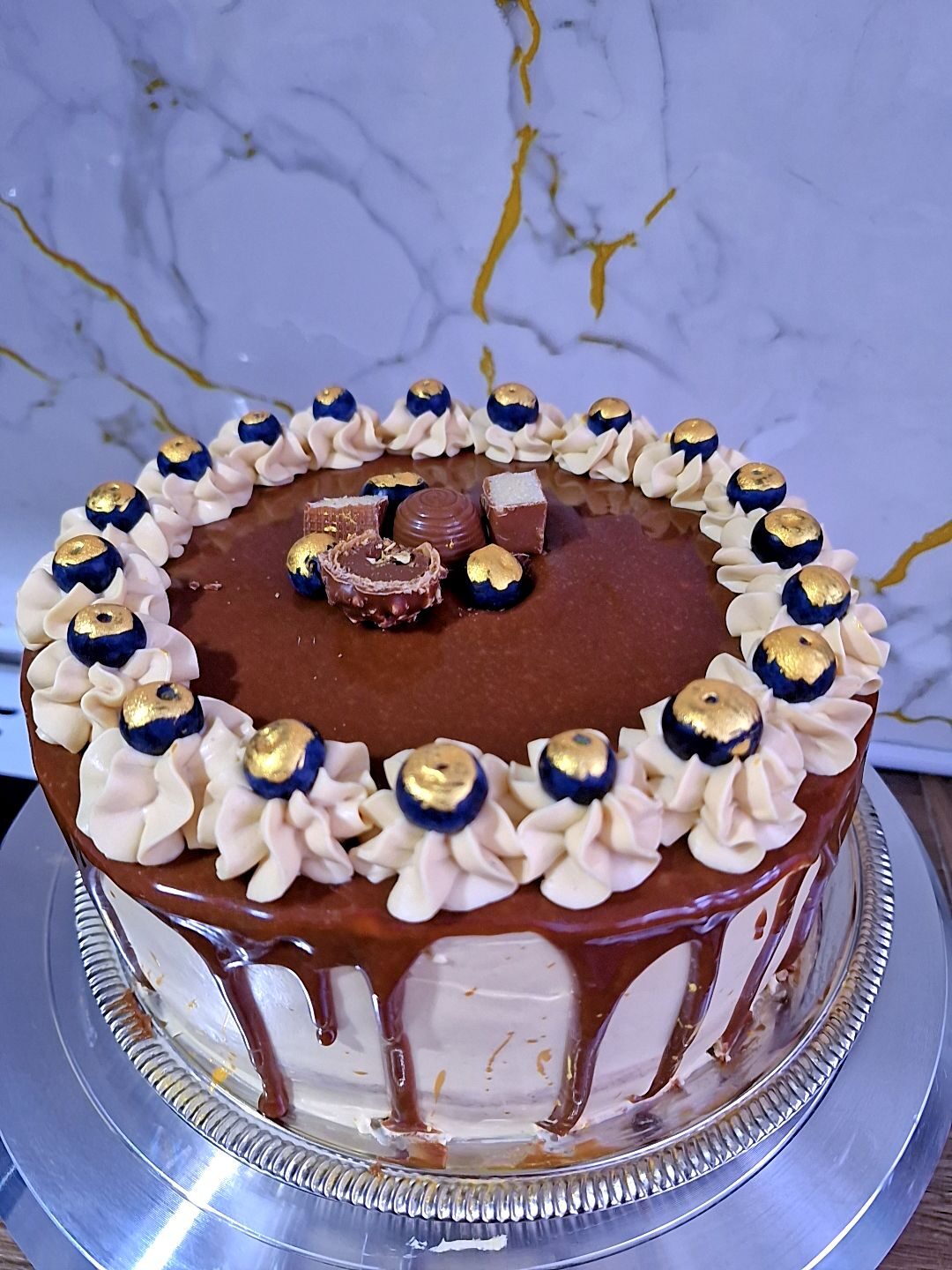 Home made cake - Image 7